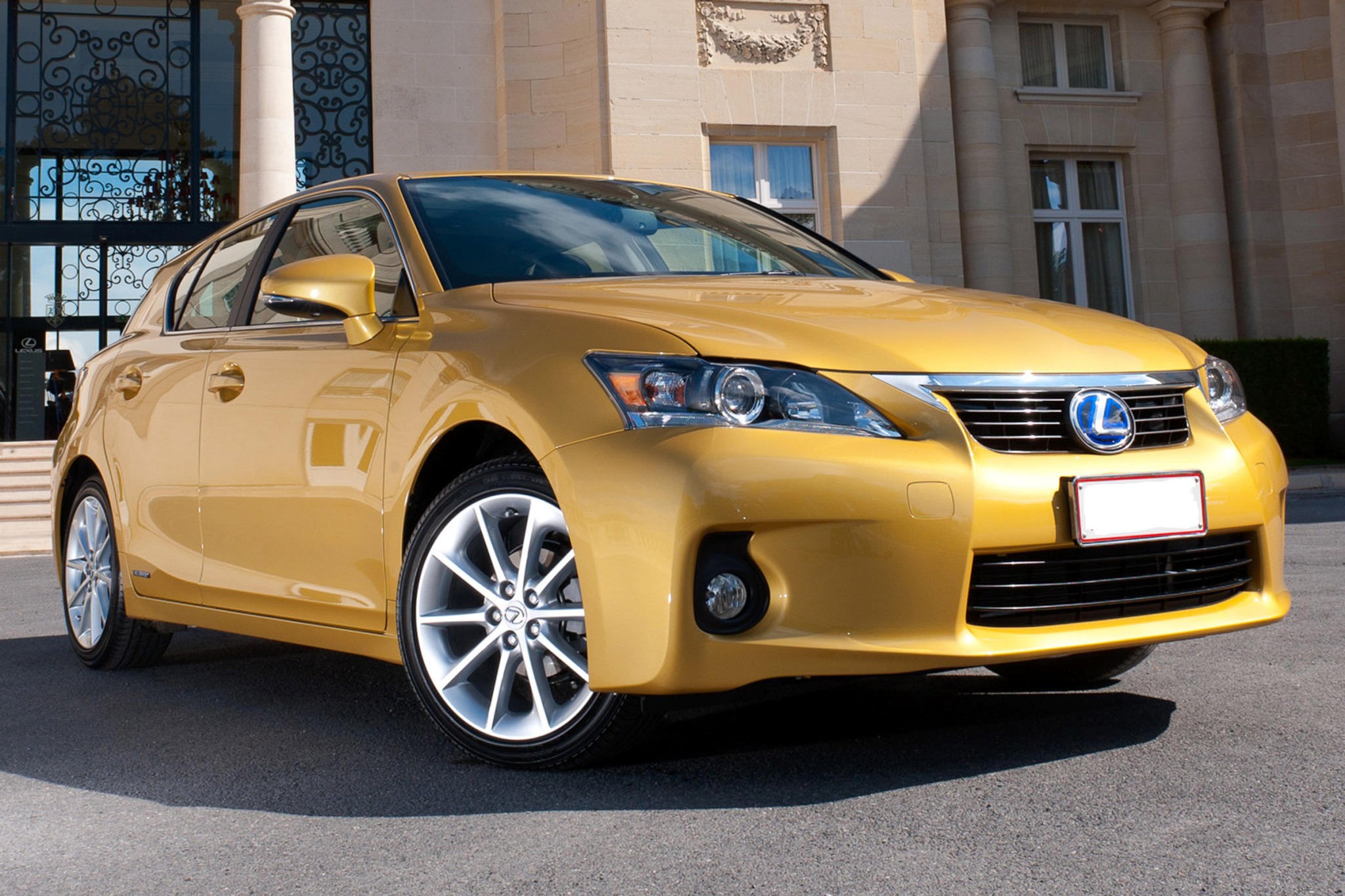 2013 Lexus CT 200h VINs, Configurations, MSRP & Specs AutoDetective
